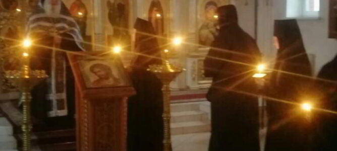 Утреня с чином Погребения Плащаницы Господа Иисуса Христа